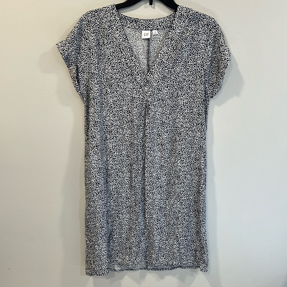 Gap V-neck Navy Dot Capsleeve Dress Size Has Pockets XS EUC